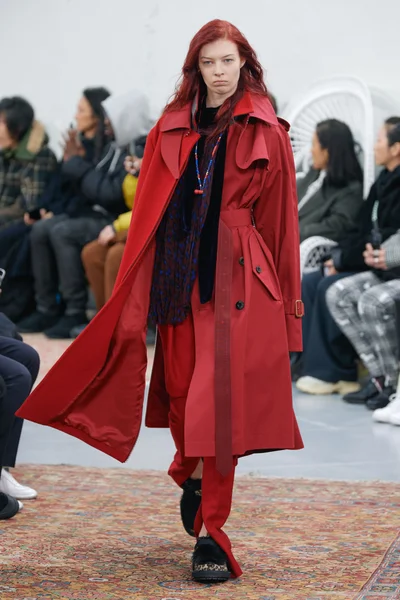Look 32